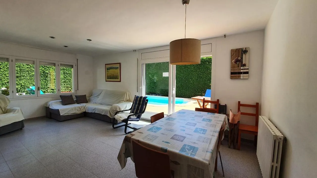 Villa Pals Carles Piscina Spain