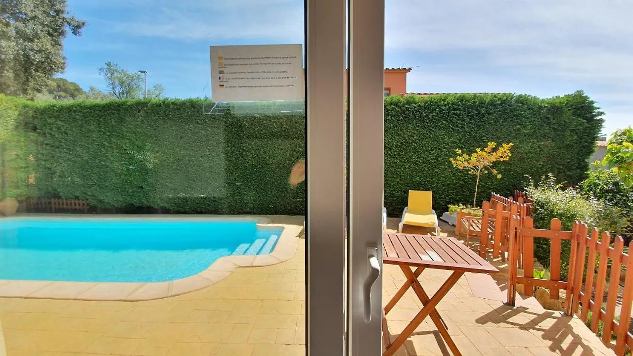 Villa Pals Carles Piscina