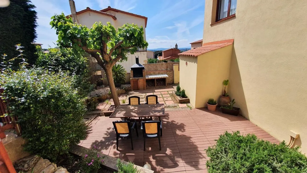 Villa Pals Carles Piscina 0*,  Spain