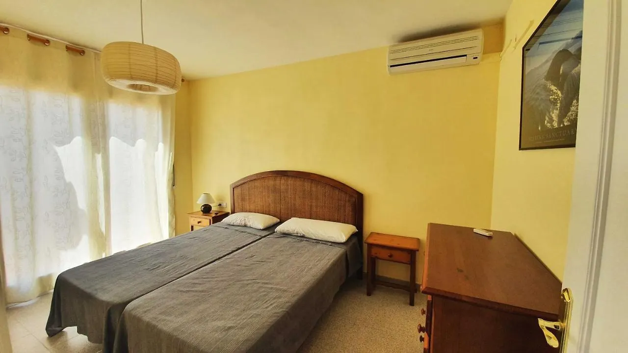 Holiday home Villa Pals Carles Piscina