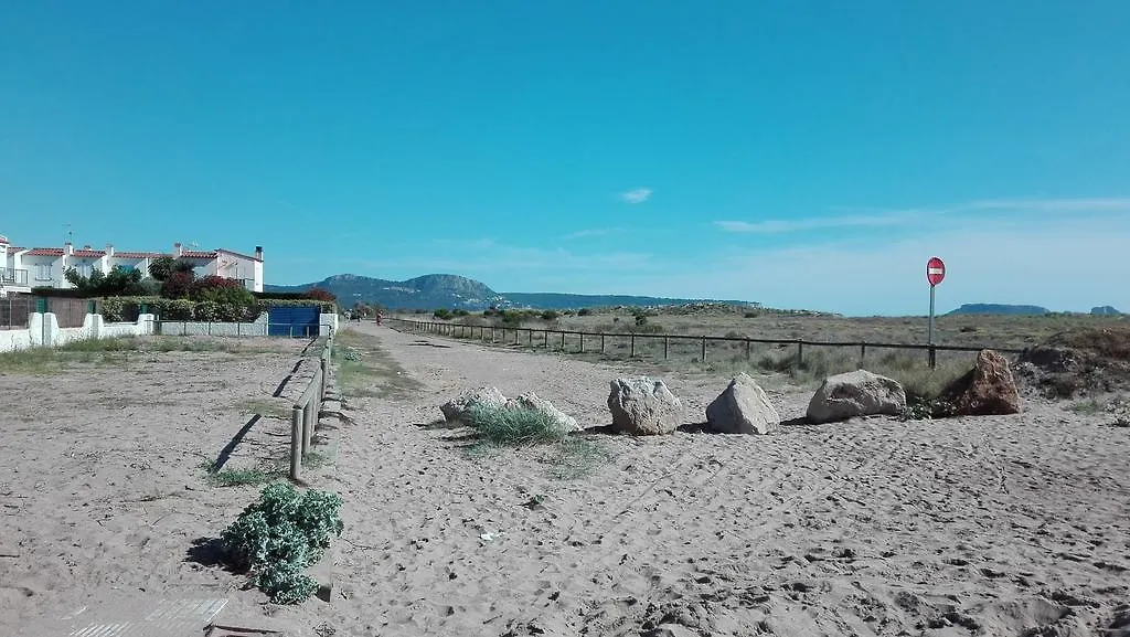 Villa Pals Carles Piscina Spain